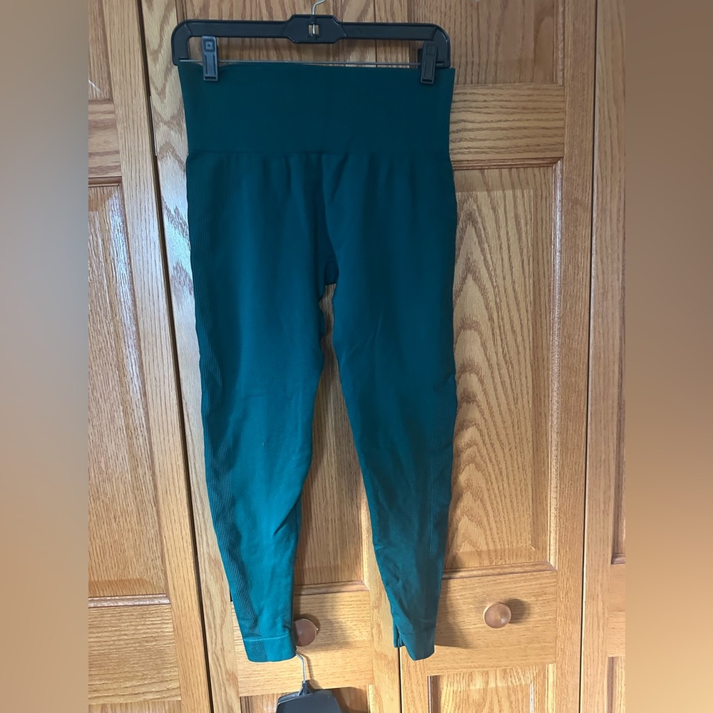 Sculpt Flex Mojito Set Active Leggings and Bra Set | Large - Picture 6 of 15
